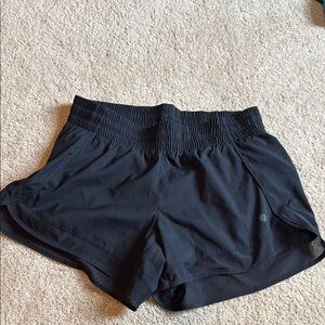 Athleta mesh racer run short